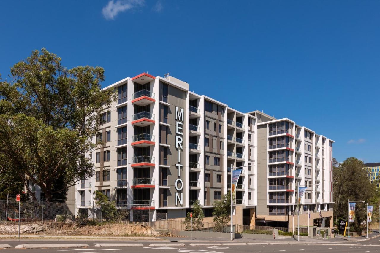 Meriton Suites North Ryde Сидни Екстериор снимка The apartment building, 2015