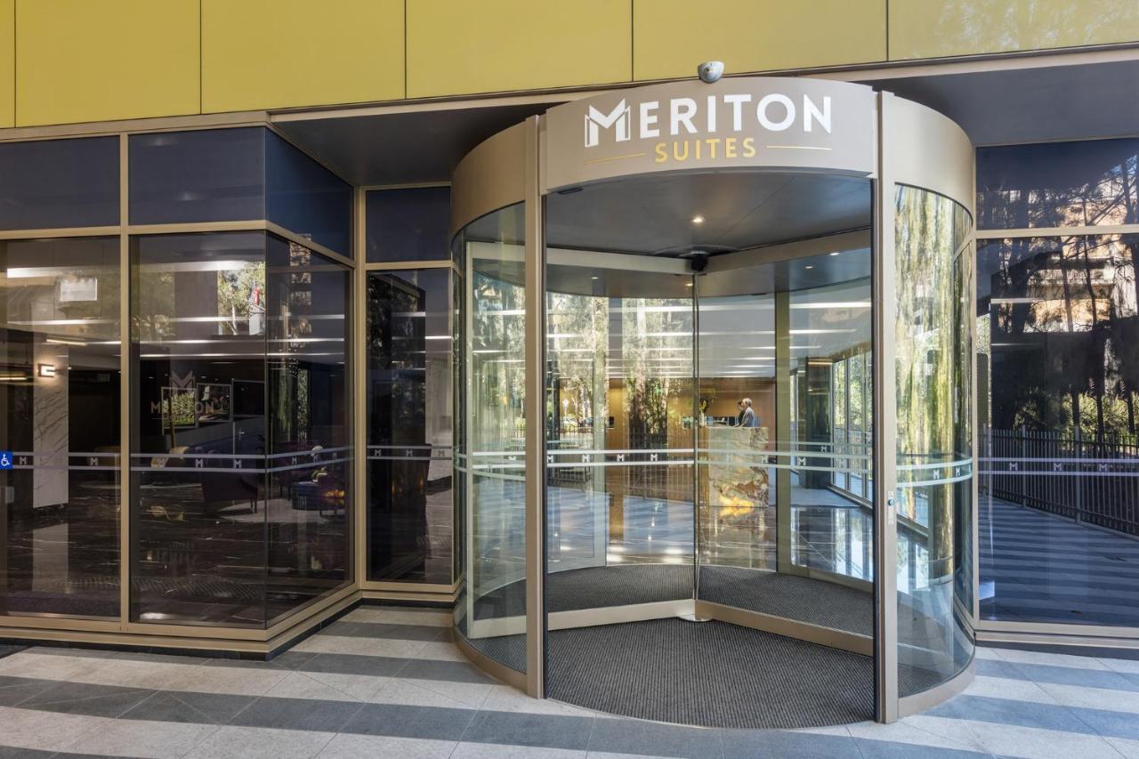 Meriton Suites North Ryde Сидни Екстериор снимка Meriton Hotel, Vilnius